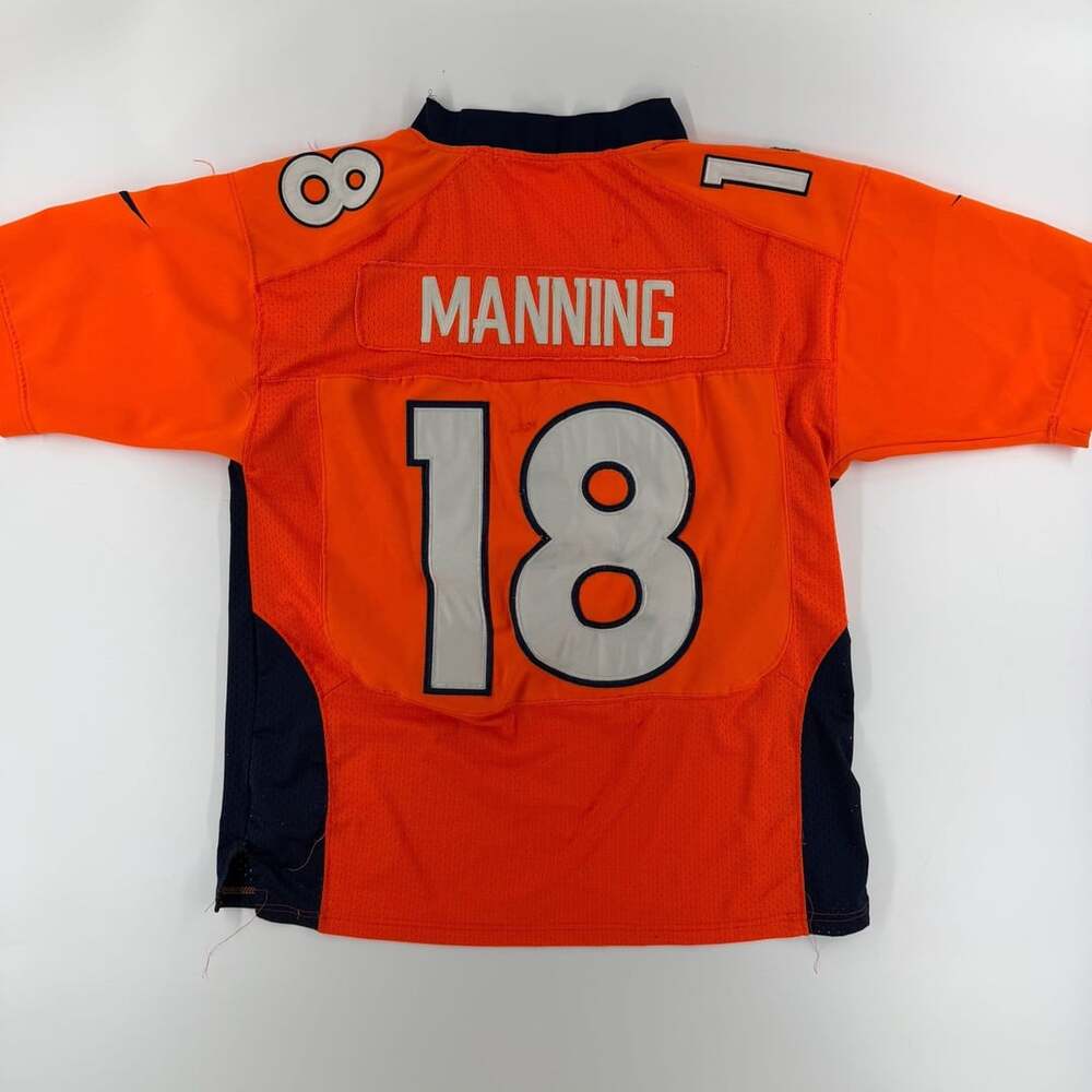 1574 Nike Denver Broncos Peyton Manning 18 Size 40 Jersey
